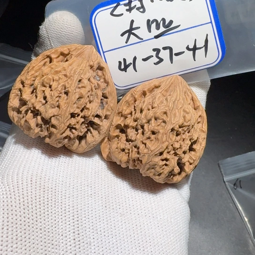 文玩核桃把件6号村将有黄