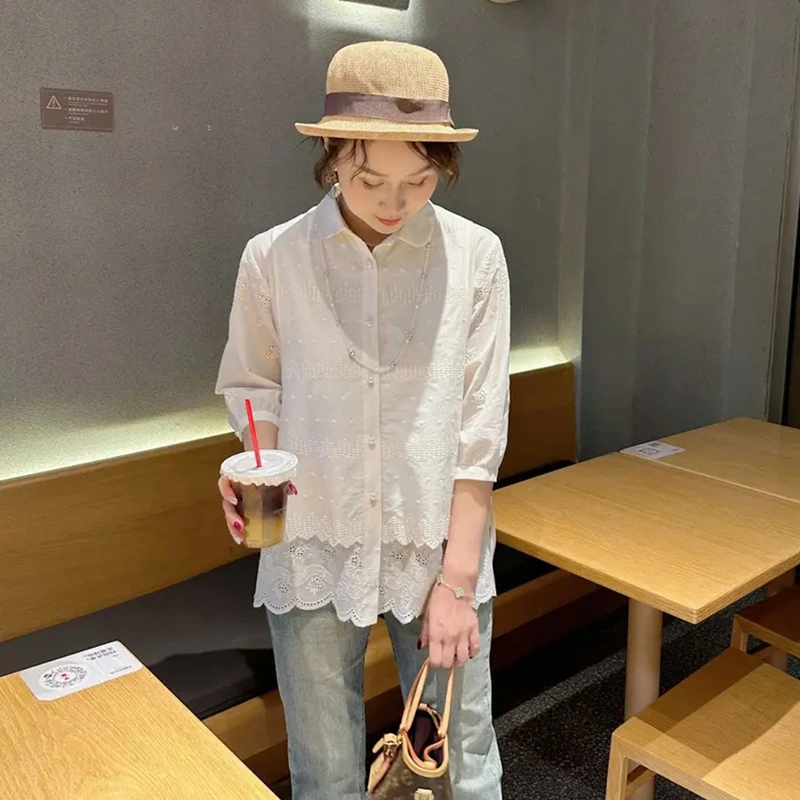 白色翻领刺绣蕾丝拼接假两件七分袖衬衫女春季新款气质显瘦衬衣潮
