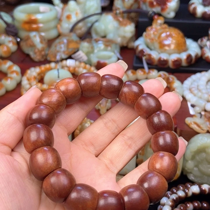 觉***者岫岩河磨玉（透闪石质玉）未镶嵌手链