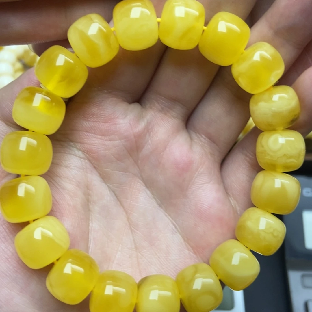 蜜蜡未镶嵌珠宝奇石208