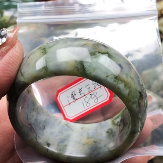 蛇纹石玉手镯未镶嵌漫**端