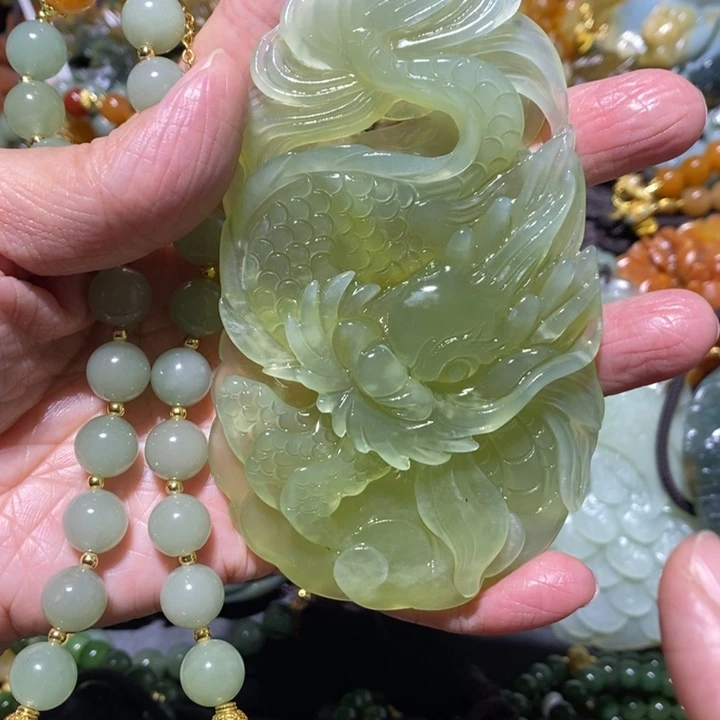 岫玉岫玊吊坠未镶嵌