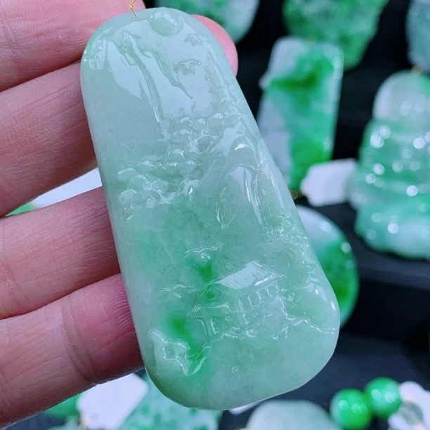 天然A货翡翠飘阳绿翡翠山水牌 货号:28033 尺寸:63.5-30.2-5.3mm