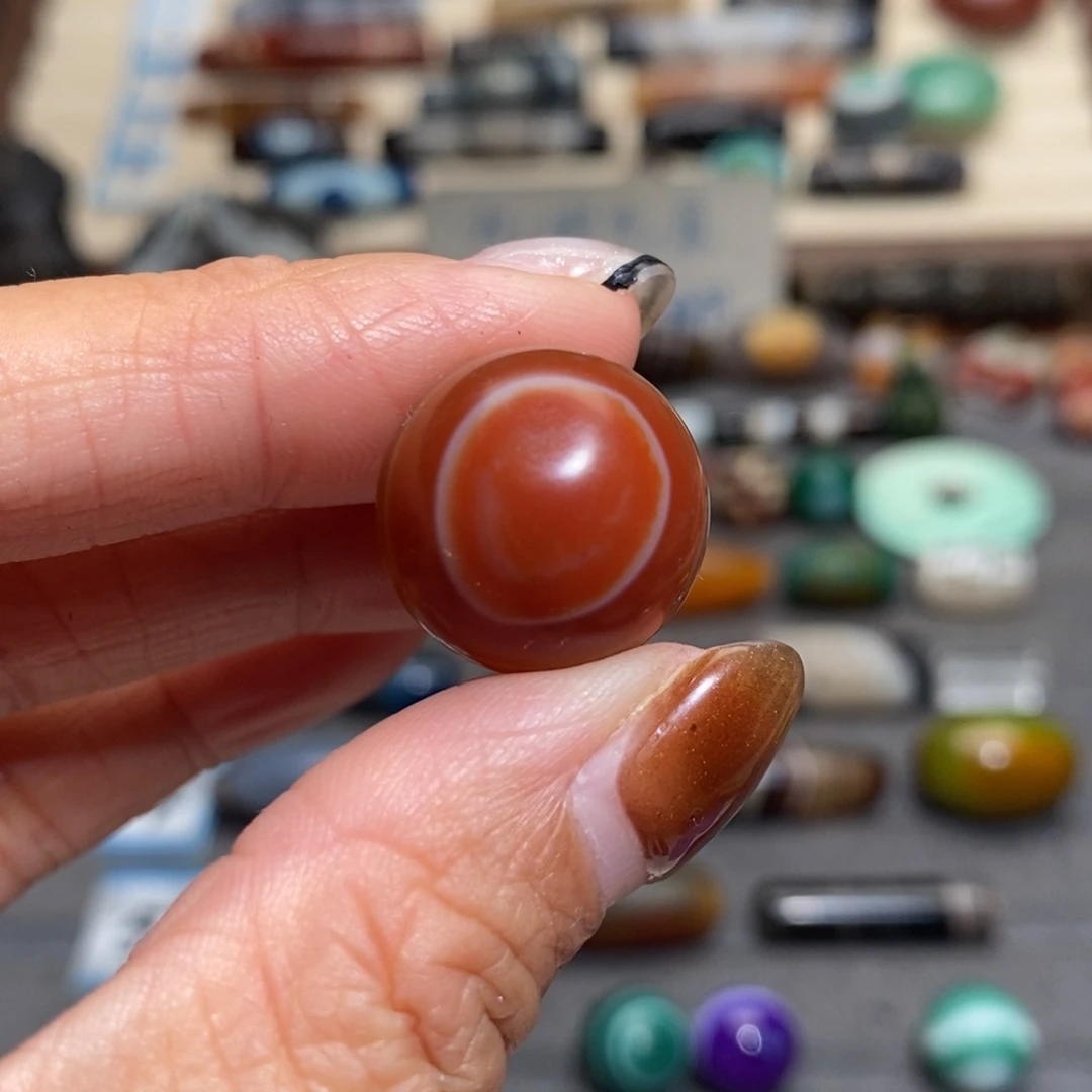 萌***子玛瑙/玉髓合金手链