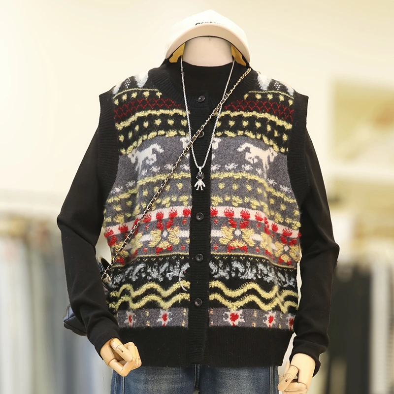 【福利】大码胖妹妹针织毛衣马甲女春秋绣花宽松百搭马夹背心/25009