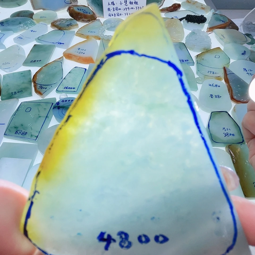 定制翡翠未镶嵌定制翡翠未镶嵌