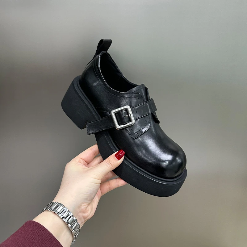 【左右华菲】5.5cm英伦风洋气真皮女鞋2025春季新款复古厚底乐福鞋