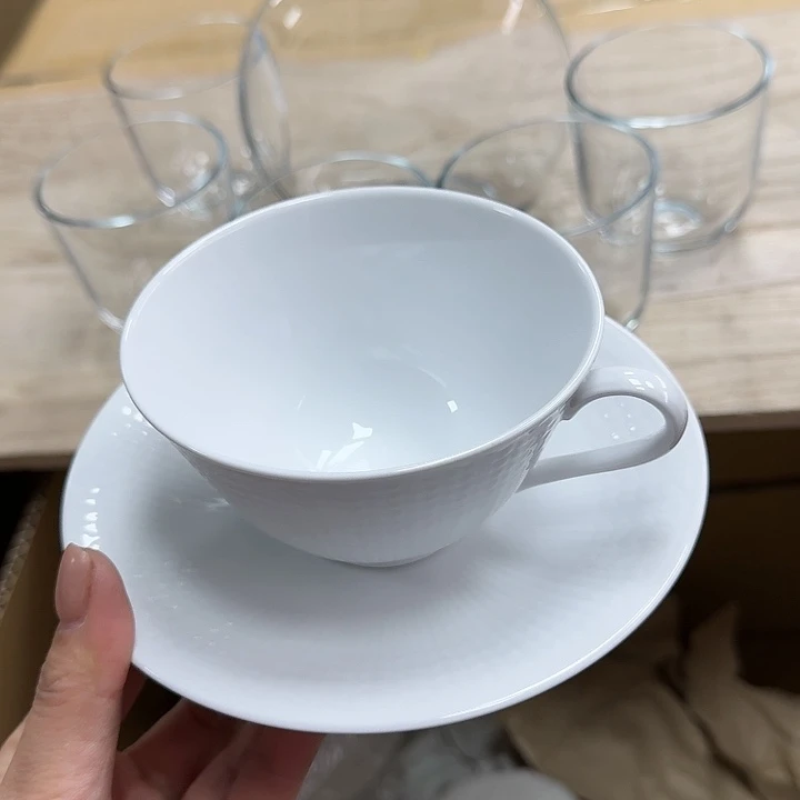平**乐瓷器。
