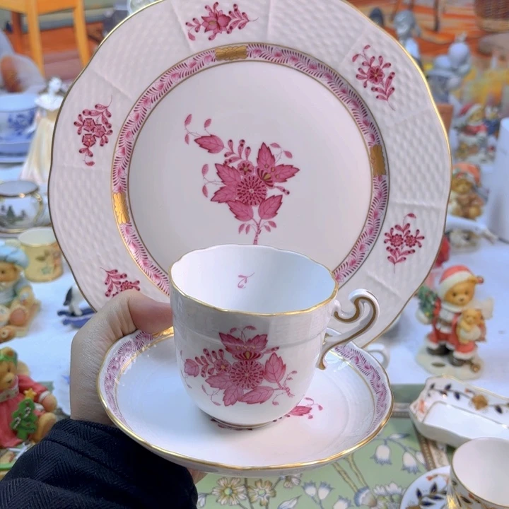 摆件欧洲中古瓷器好看冲鸭！