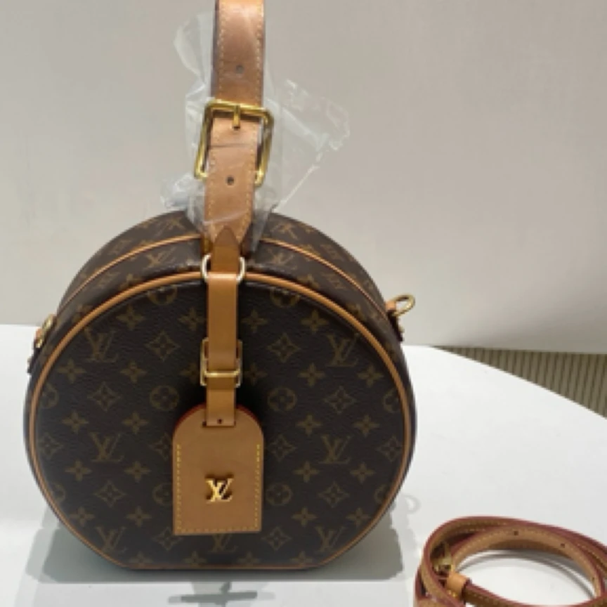 95新 LouisVuitton/路易威登 LV路易威登，老花圆饼硬饼