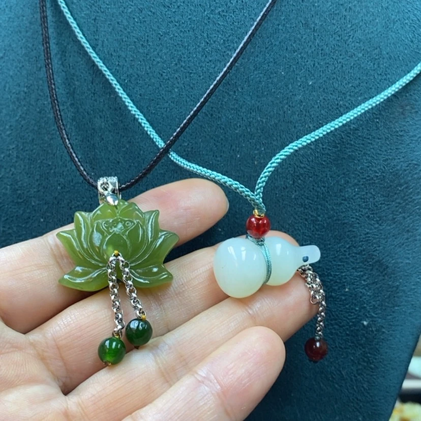 【闪购商品】蛇纹石玉吊坠未镶嵌