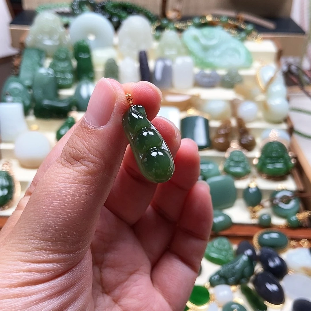 和田玉18K金镶嵌吊坠(不含链)