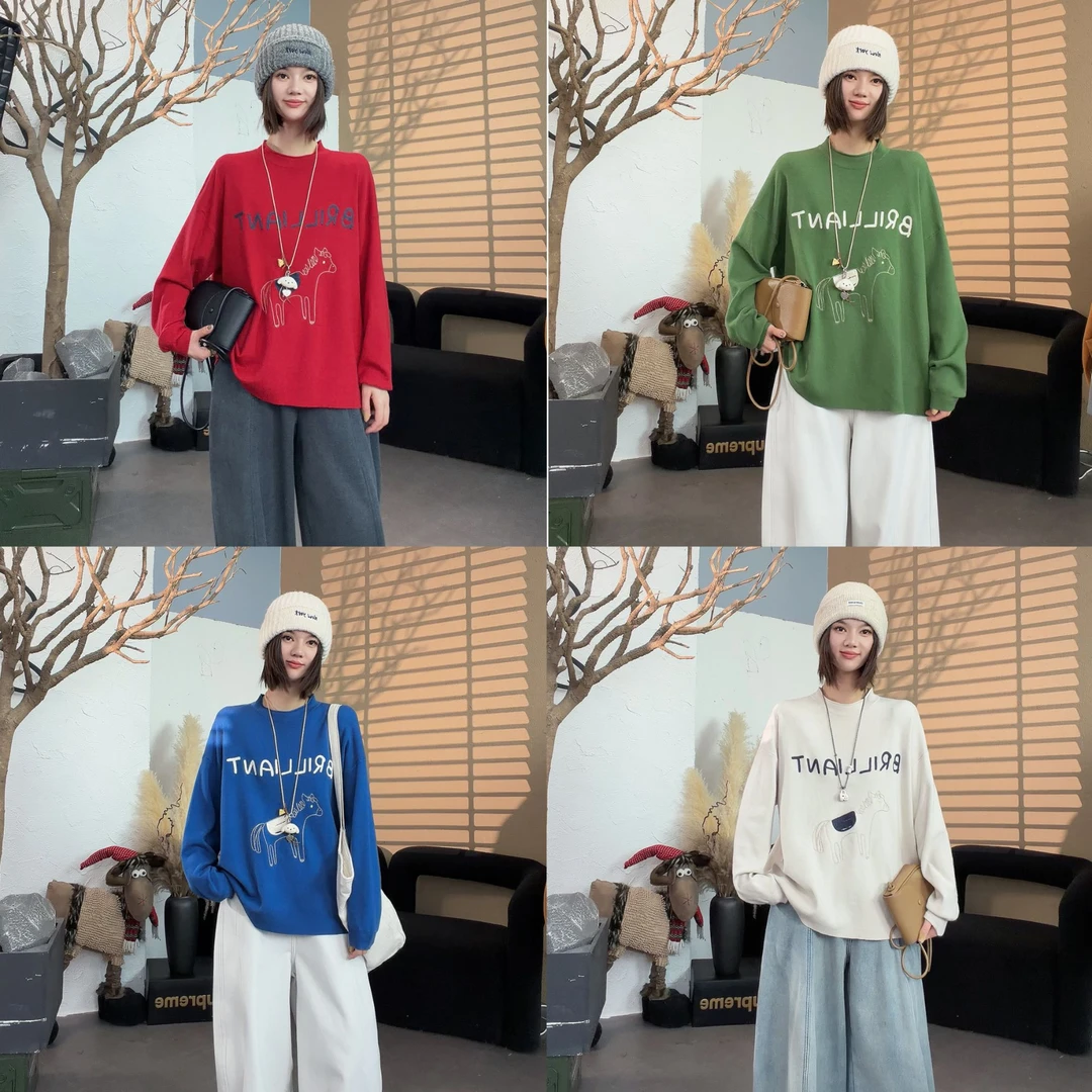 【SI MO】50815重工刺绣字母小马圆领套头毛衣