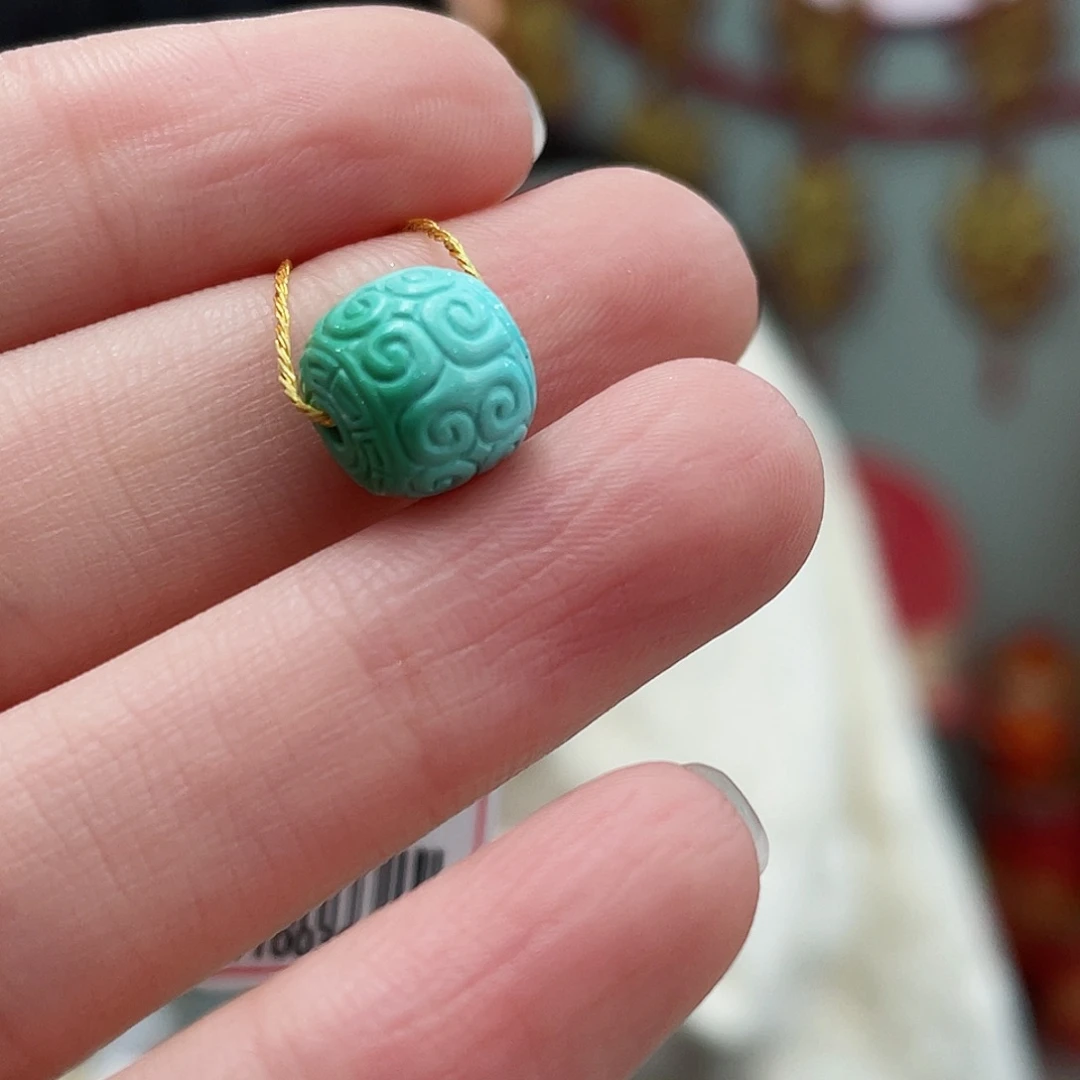 绿松石颈饰未镶嵌