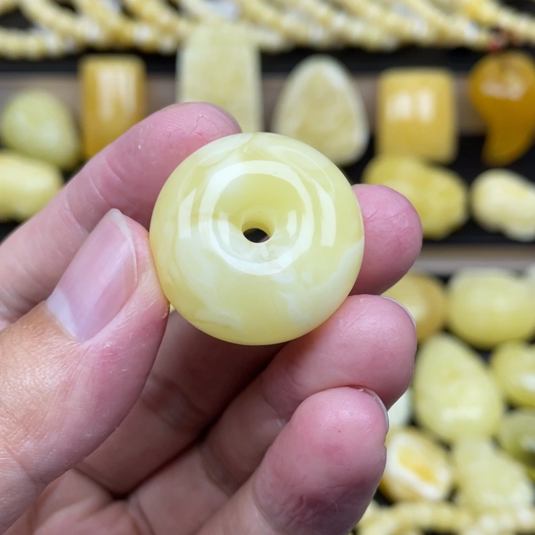 琥珀未镶嵌裸石琥珀蜜蜡