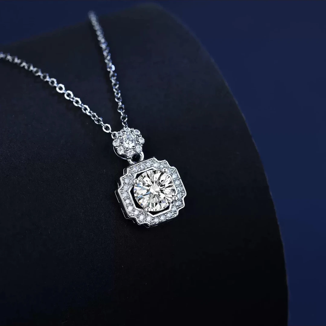 【矿区直供】高端甄选定制 方苞白色吊坠 033  2