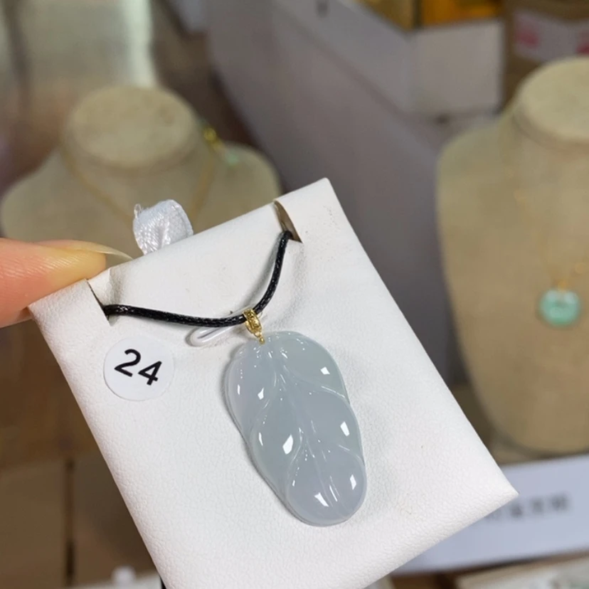 【闪购商品】颈饰未镶嵌翡翠