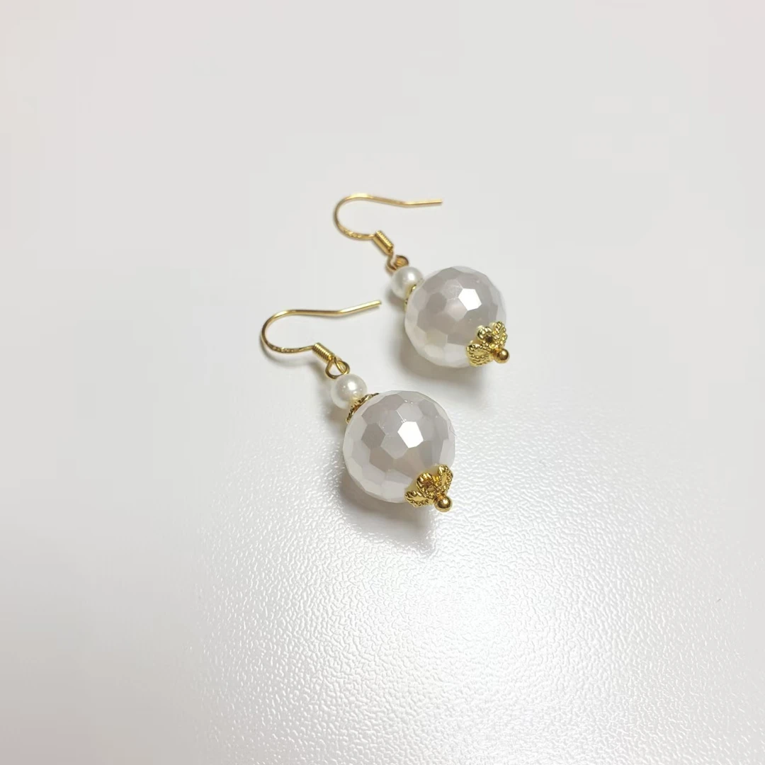 S365【赵小姐】时尚百搭款珍珠耳坠