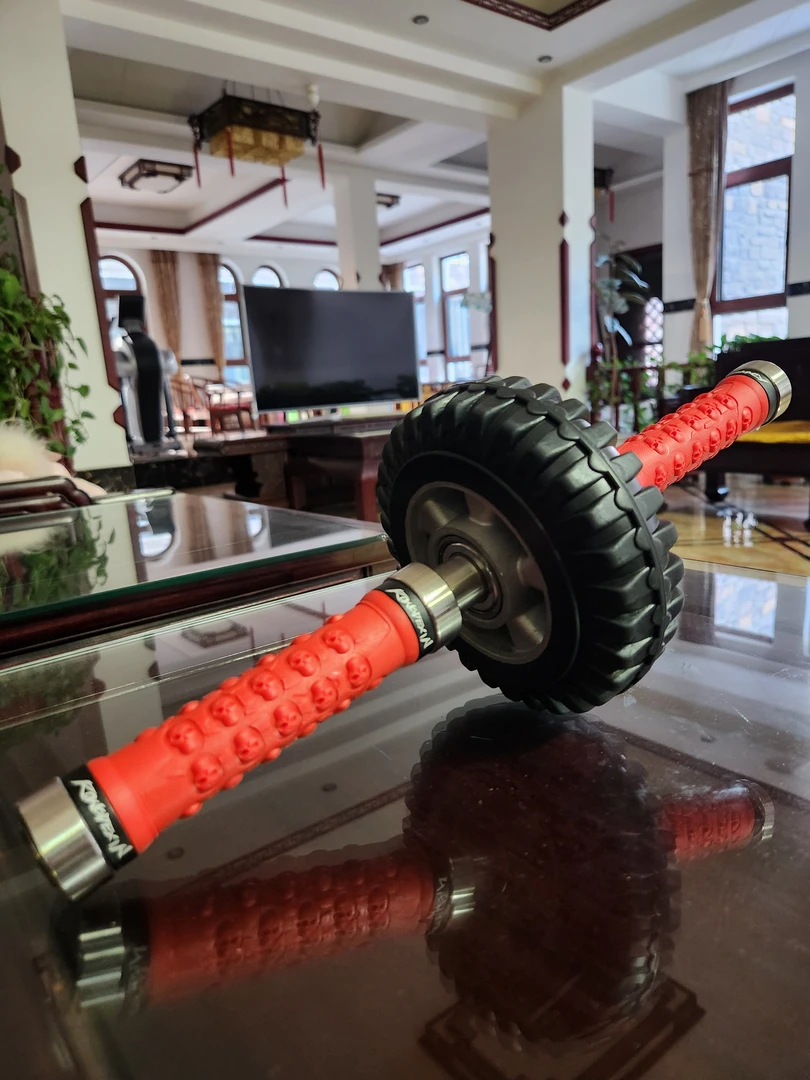 健腹轮，直径150毫米，德国原装进口轴承，304不锈钢手柄全长380毫米