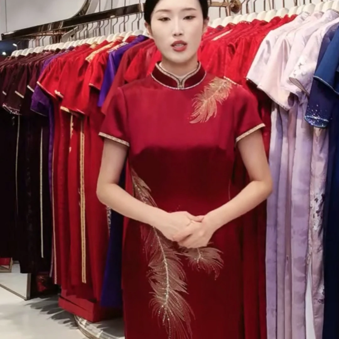 17376/68676刺绣中长红色中式改良版高贵婚庆礼服旗袍新中式