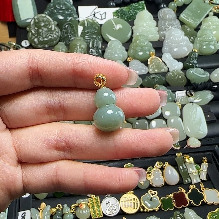 颈饰银S925镶嵌和田玉