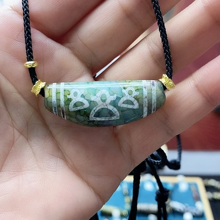 玛瑙/玉髓颈饰合金