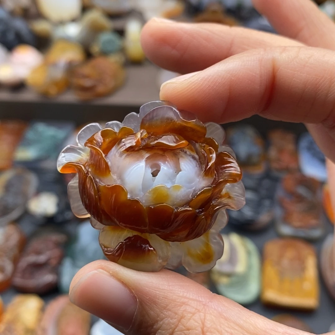 未镶嵌吊坠(不含链)玛瑙/玉髓厚*