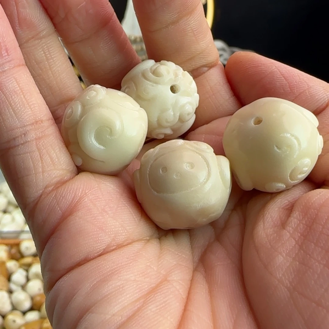 菩提根/象牙果手串瑕疵卡21卷毛羊3颗