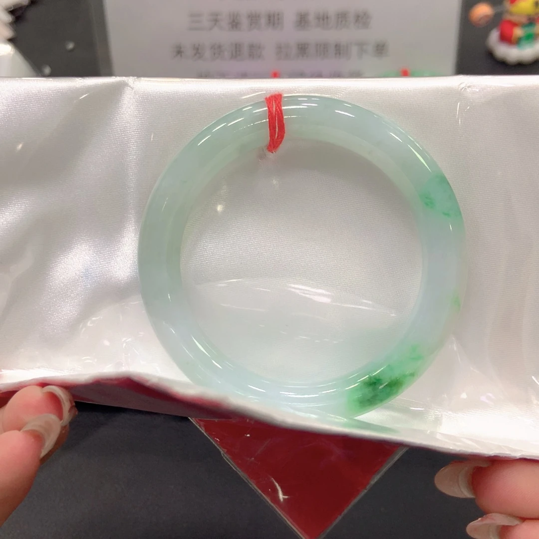 翡翠未镶嵌手镯56圆