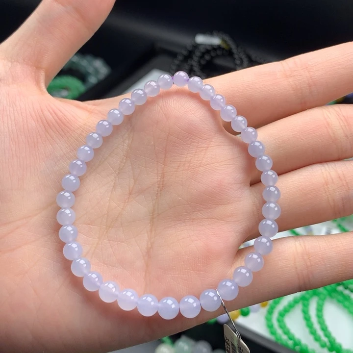 翡翠手镯未镶嵌翡翠