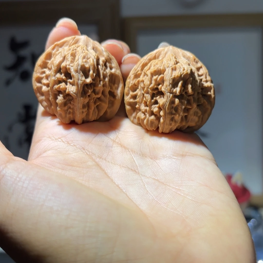 文玩核桃吊坠39三角四座楼2203