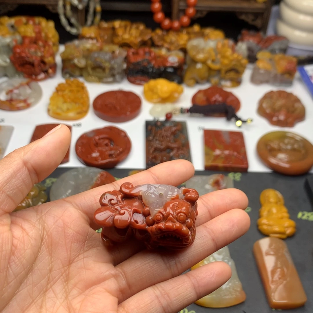 石英质玉（黄龙玉）挂件未镶嵌?*欢