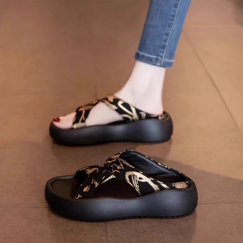 凉拖鞋女夏季2025新款厚底百搭防滑外穿休闲时尚国风一字凉拖鞋