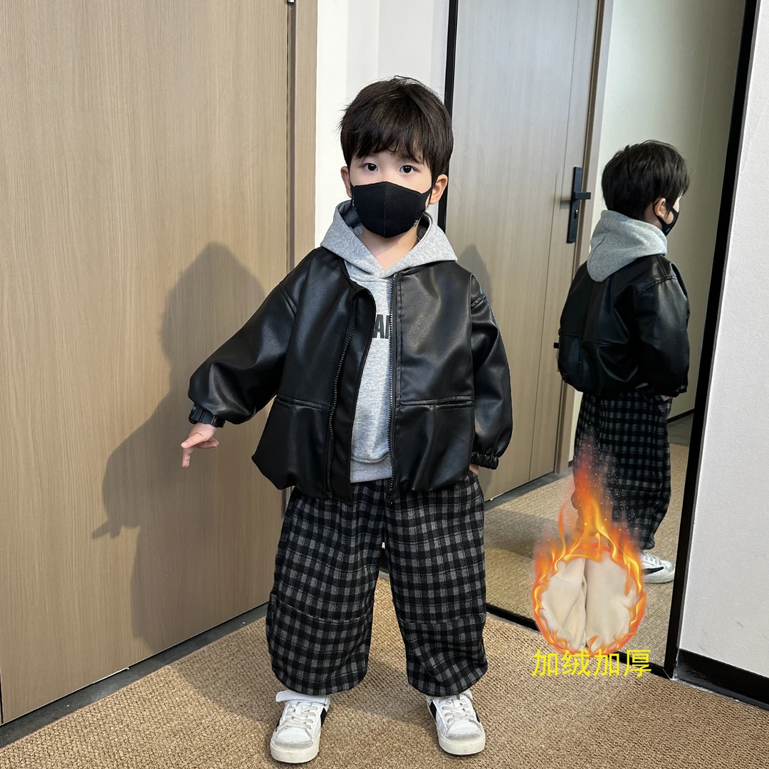男童加绒卫衣秋冬装套装2025新款帅气儿童男孩宝宝加厚皮衣三件套