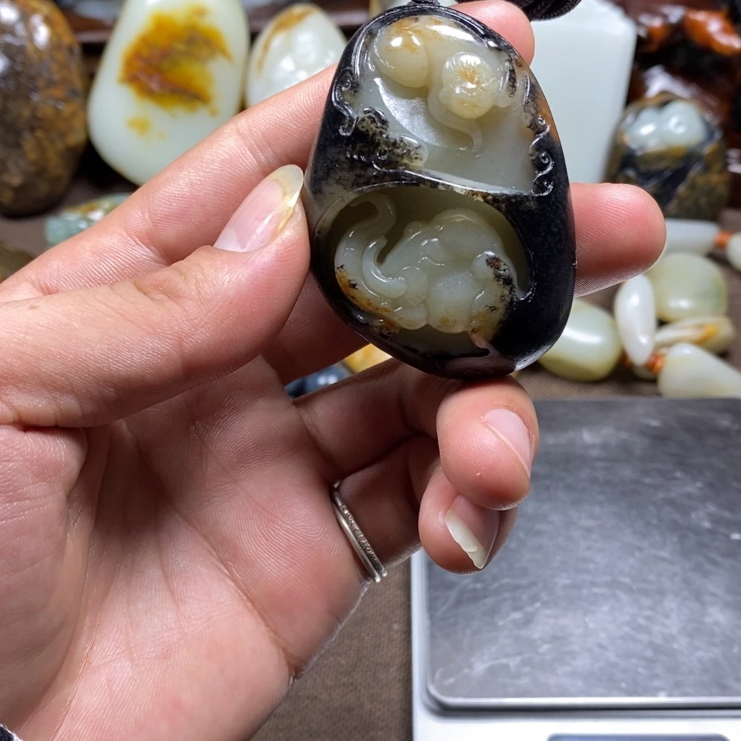 和田玉未镶嵌挂件