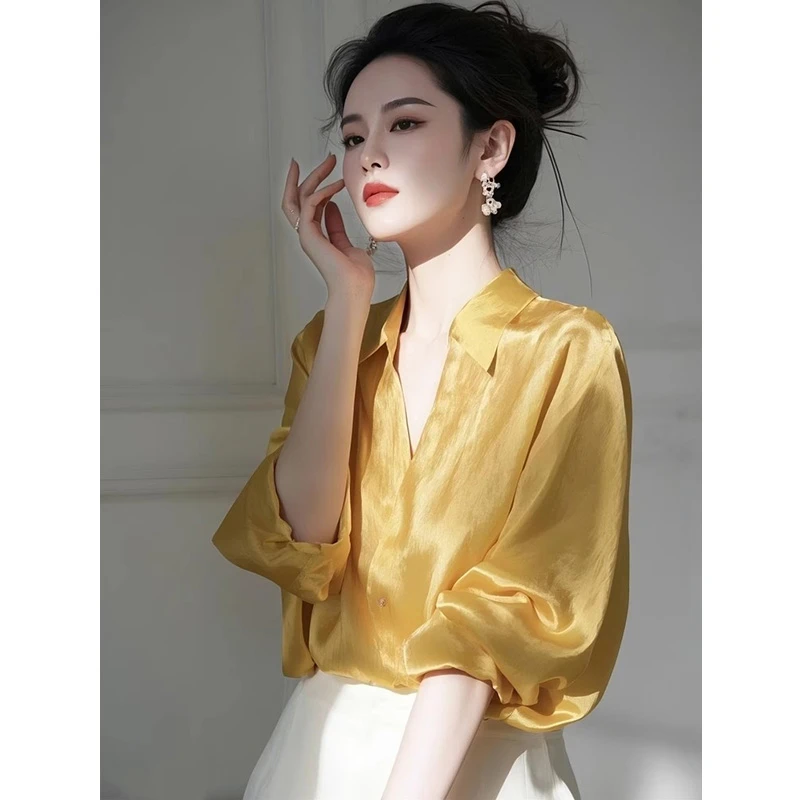 2025春季新款高级感轻奢黄色V领衬衫女气质通勤时尚百搭长袖衬衣