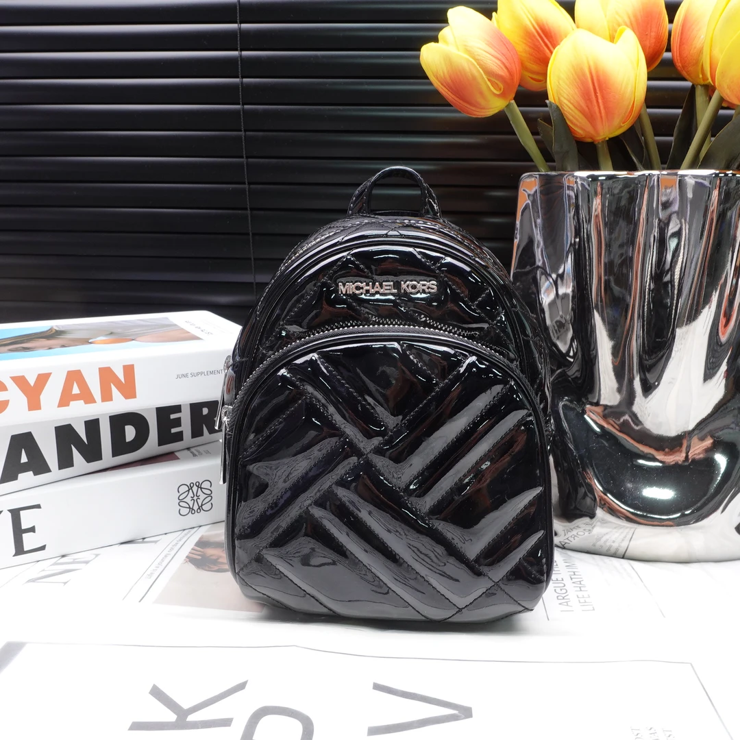 95新 MICHAEL KORS/迈克高仕 双肩包/T10161378