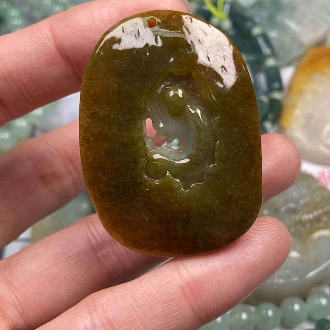 翡翠未镶嵌颈饰翡翠