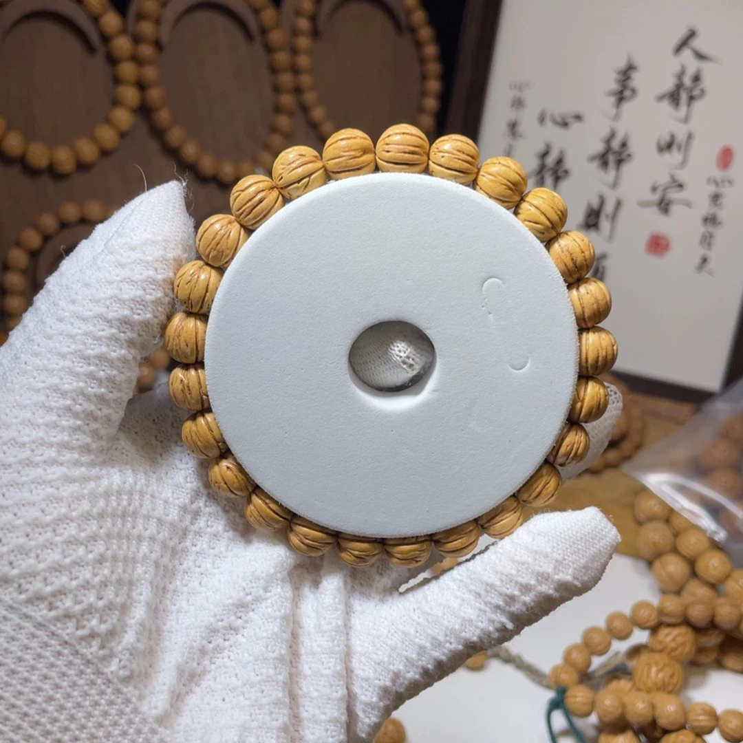 S***生桃核吊坠野生小桃核