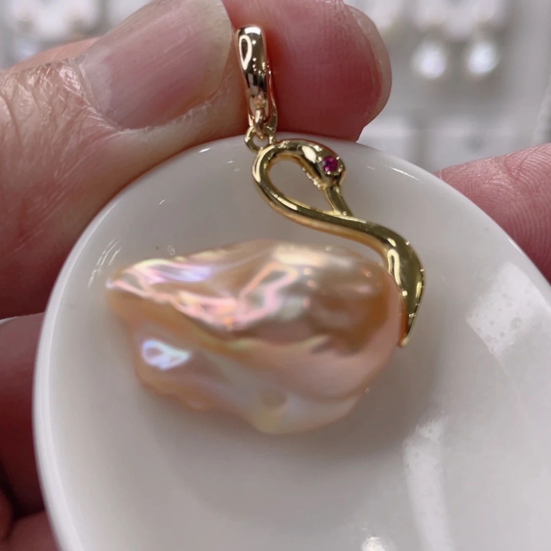 颈饰未镶嵌淡水珍珠