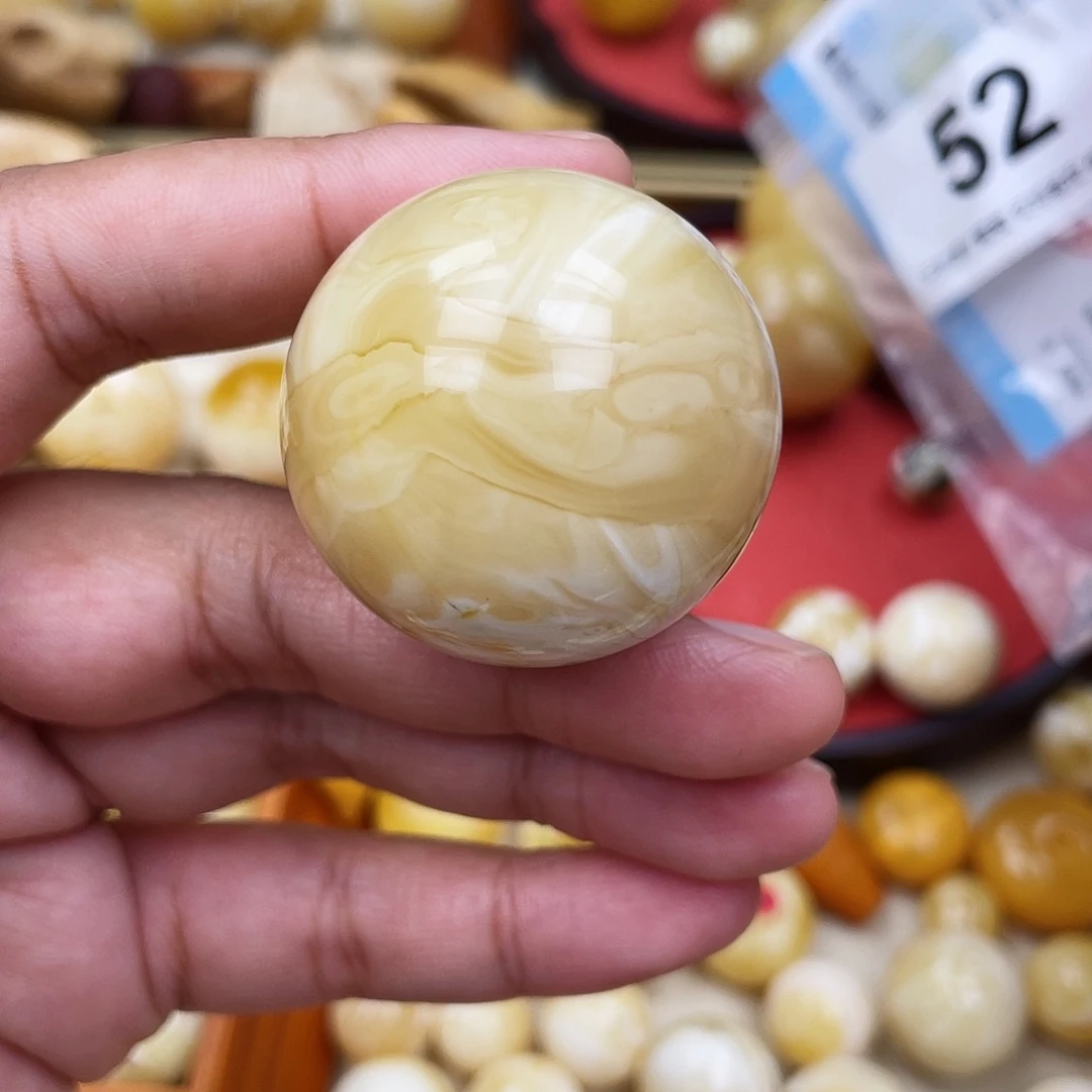 蜜蜡未镶嵌珠宝奇石沁色37