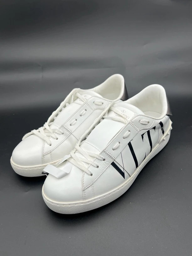 99新 Valentino/华伦天奴 40码华伦天奴涂鸦小白鞋休闲时尚奢f174