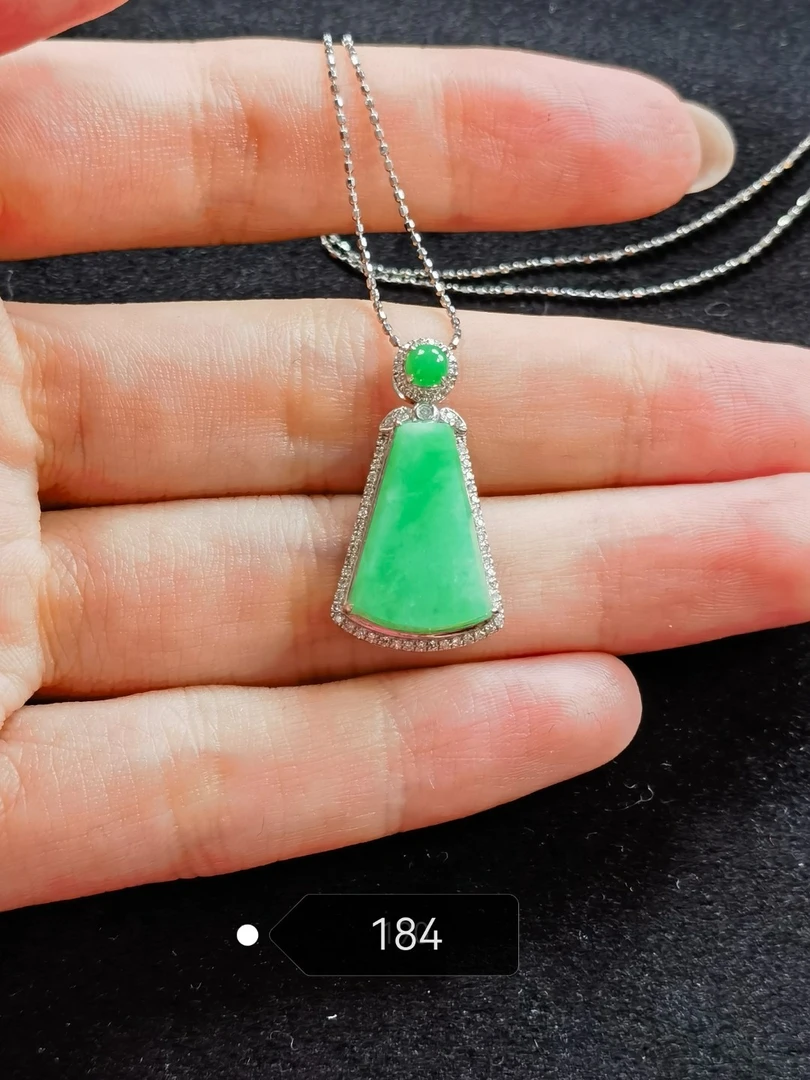 【宝妈珠宝精选】BM00184天然翡翠缅甸A货挂件
