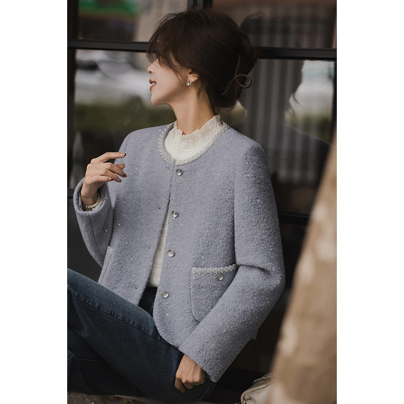 小谷粒小香风短款外套女2025冬季新款高级蓝色含羊毛垫肩加厚上衣