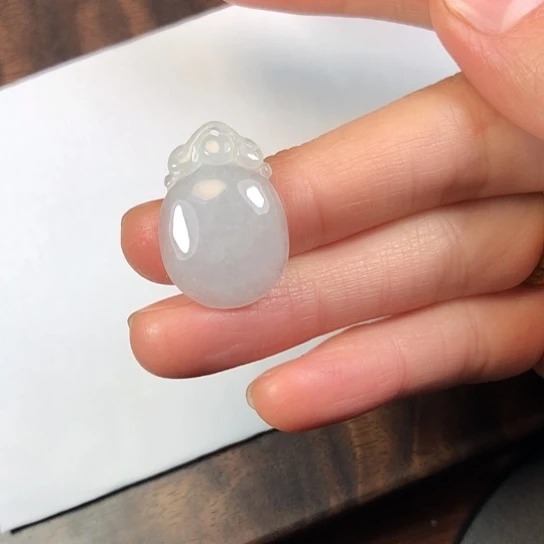 翡翠未镶嵌颈饰缅甸A货，每天下午1点半开播