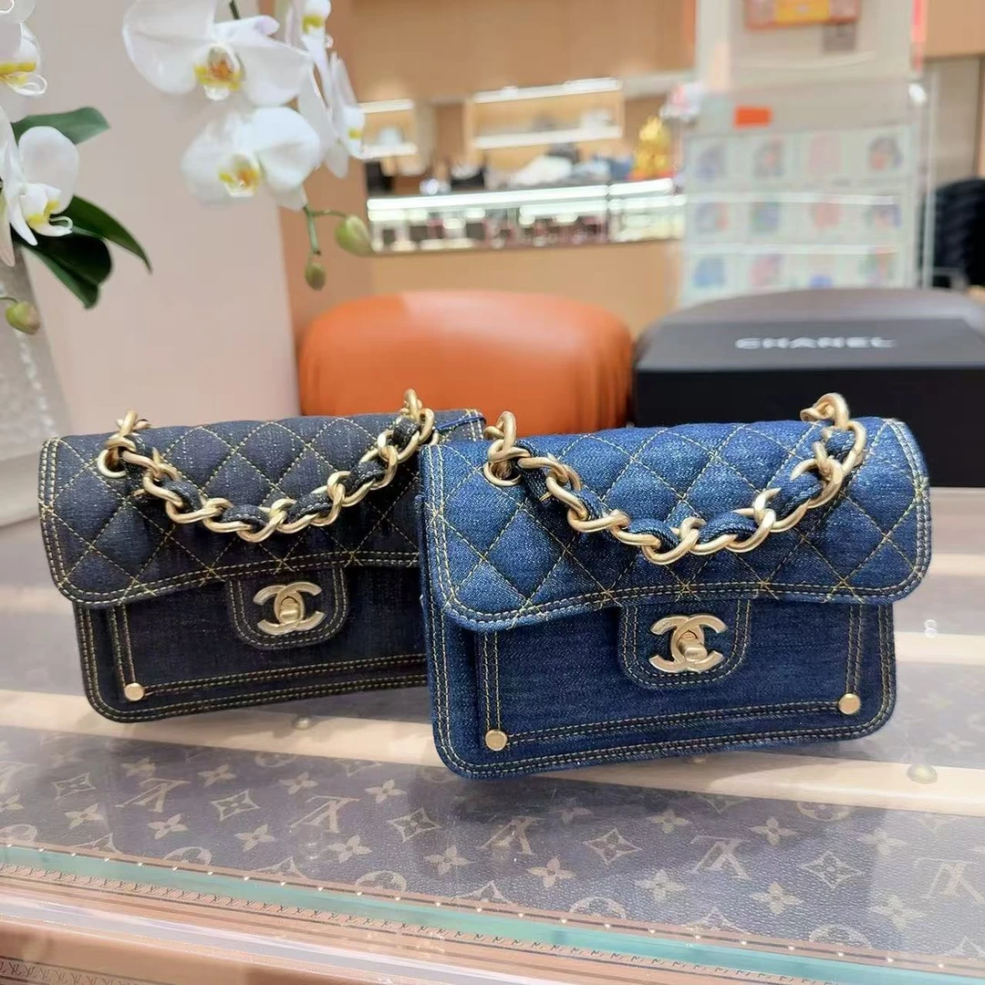 全新未使用 Chanel/香奈儿  23s牛仔丹宁小号邮差链条包芯片款
