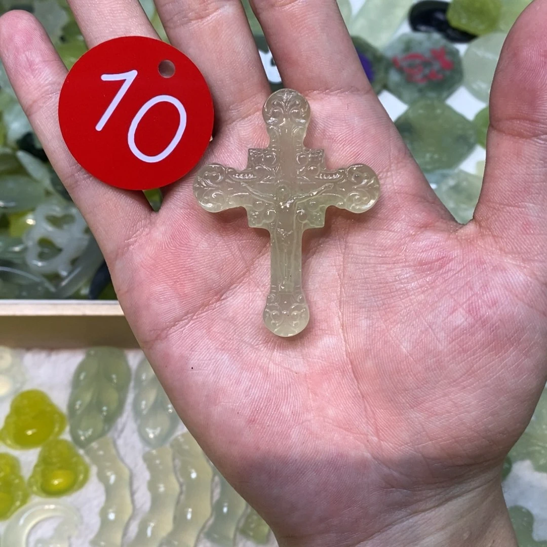 岫玉未镶嵌吊坠(不含链)