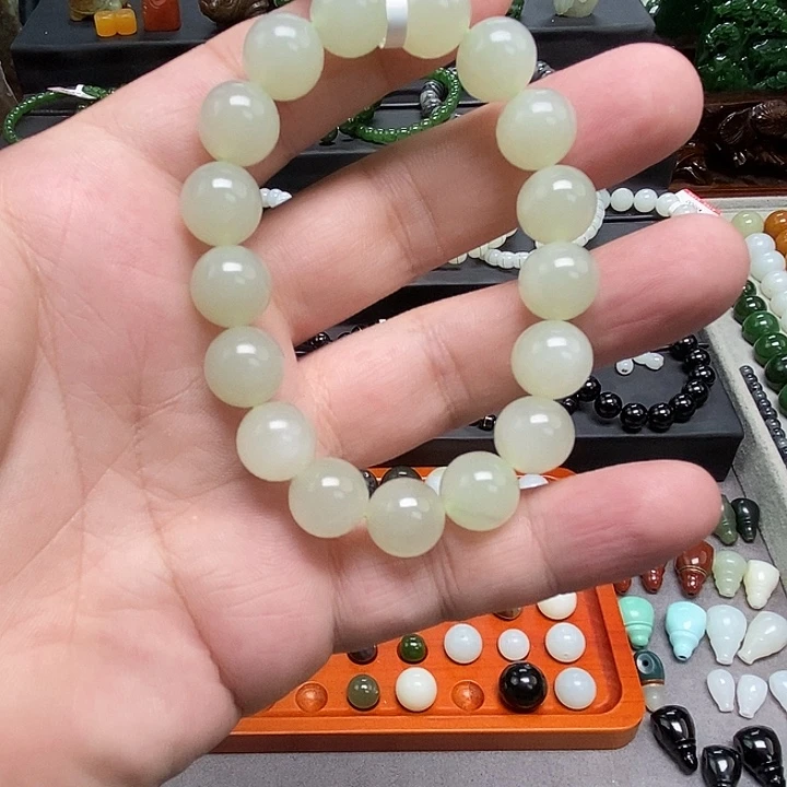 未镶嵌手链和田玉