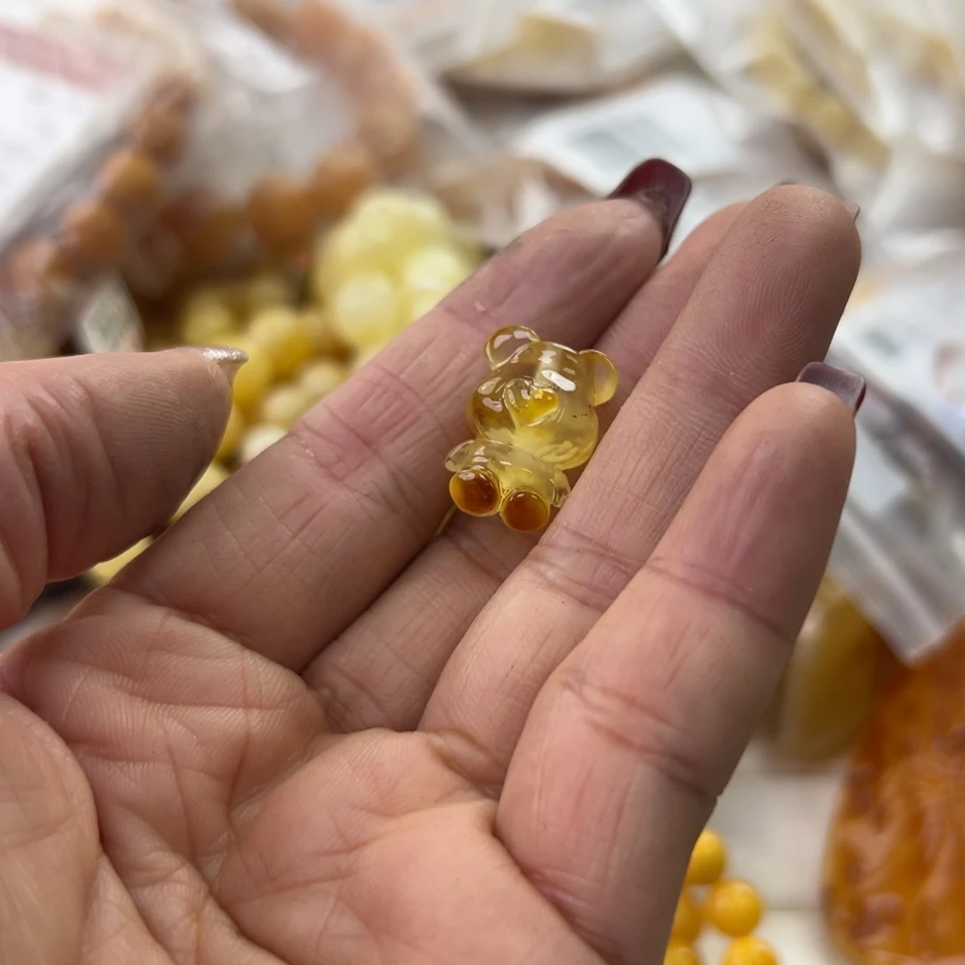 琥珀珠宝奇石未镶嵌