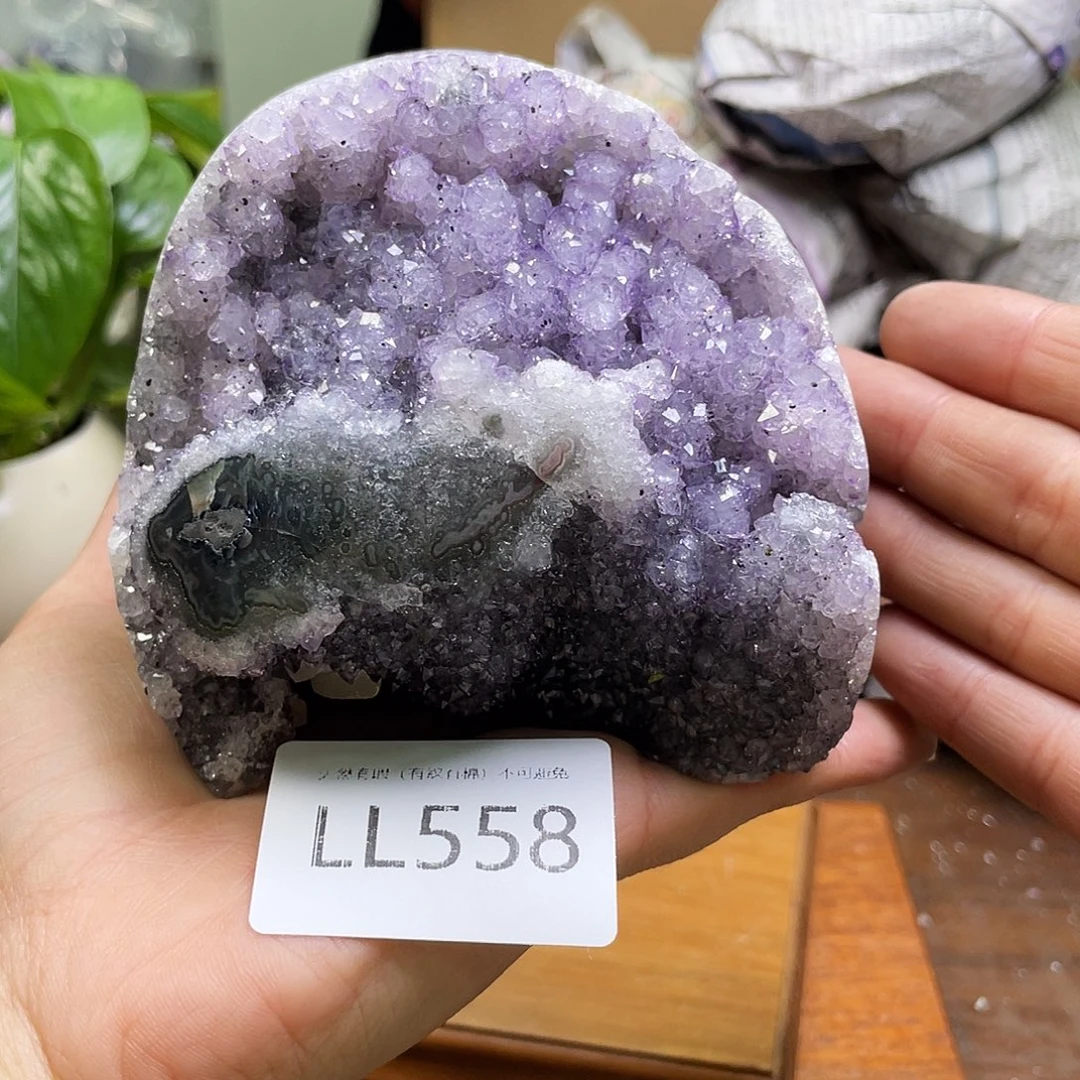 未镶嵌水晶大型摆件（非配饰）